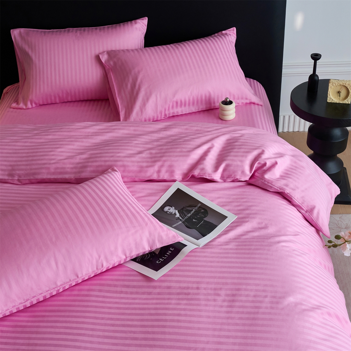 91家纺网 家纺一手货源 找家纺 兰紫橙家纺 2026新款全棉纯棉纯色贡缎缎条四件套 缎条-粉色