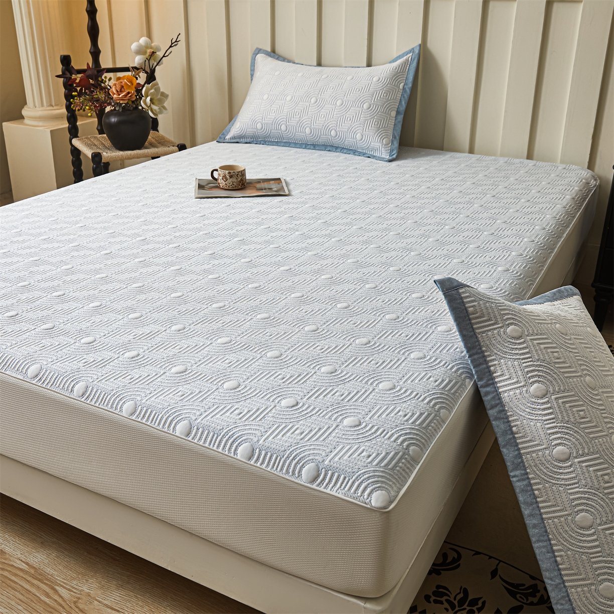 91家纺网 家纺一手货源 找家纺 耐思家纺 2026新款高端三明治硅胶复合PE乙纶提花冰豆豆凉席空调席韩版NIS系列（提供买家秀）床笠款 韩INS-方圆蓝