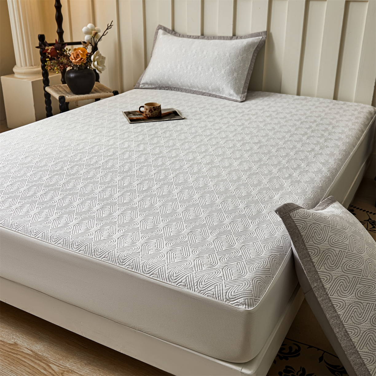 91家纺网 家纺一手货源 找家纺 耐思家纺 2026新款高端三明治硅胶复合PE乙纶提花冰豆豆凉席空调席韩版NIS系列（提供买家秀）床笠款 韩INS-峰回灰