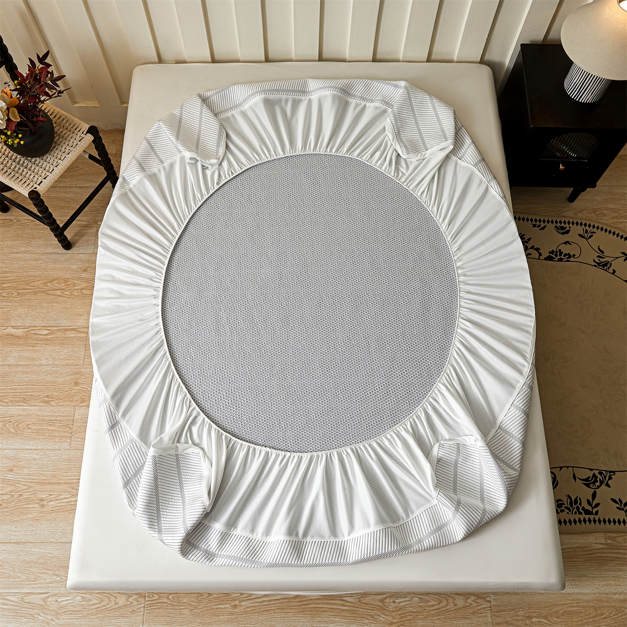 91家纺网 家纺一手货源 找家纺 耐思家纺 2026新款高端三明治硅胶复合PE乙纶提花冰豆豆凉席空调席韩版NIS系列（提供买家秀）床笠款 韩INS-韩结