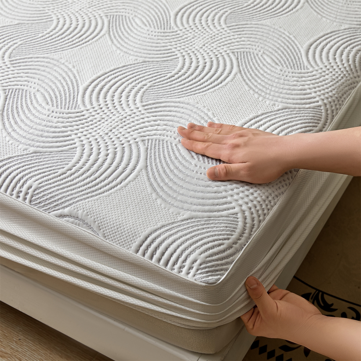 91家纺网 家纺一手货源 找家纺 耐思家纺 2026新款高端三明治硅胶复合PE乙纶提花冰豆豆凉席空调席韩版NIS系列（提供买家秀）床笠款 韩INS-回川灰