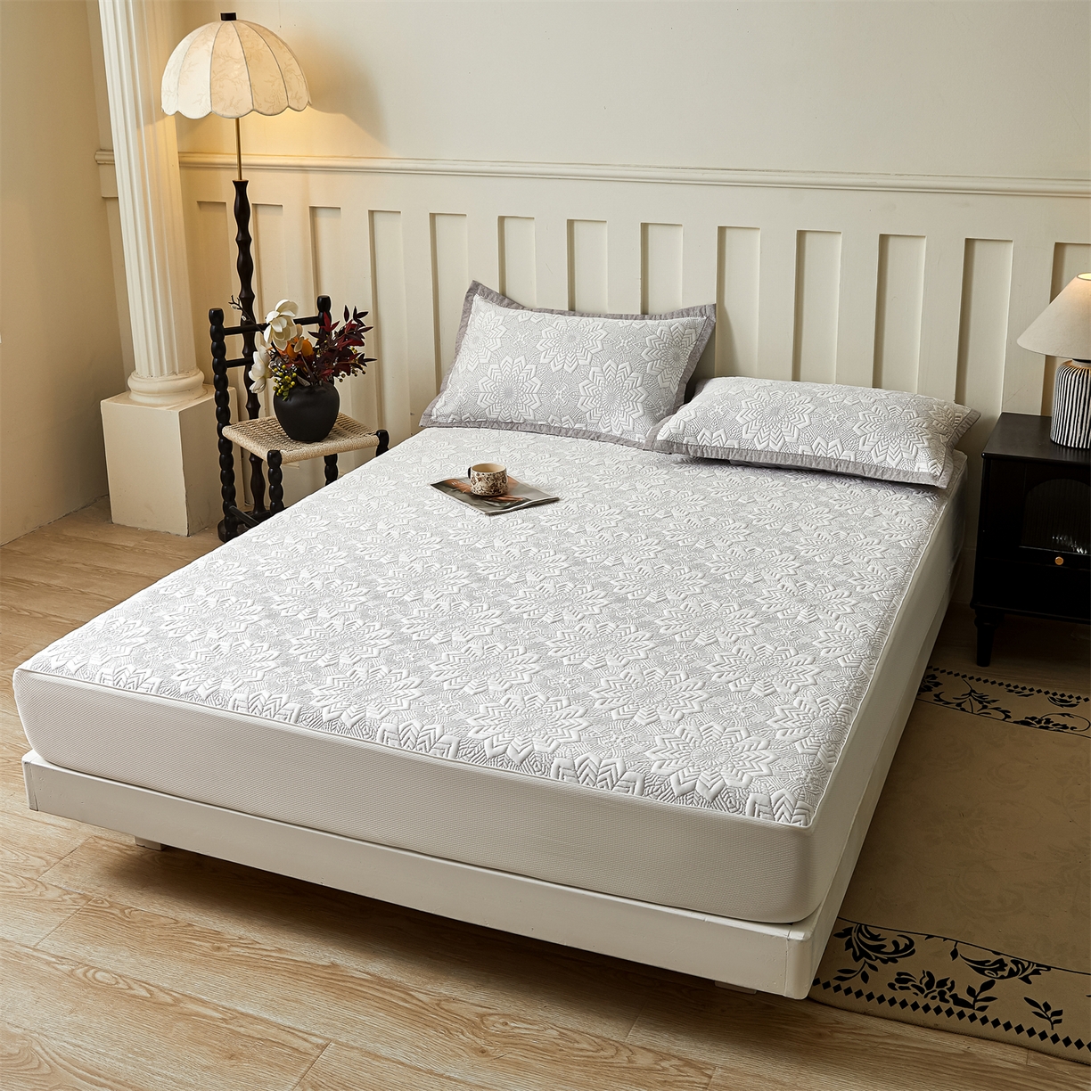 91家纺网 家纺一手货源 找家纺 耐思家纺 2026新款高端三明治硅胶复合PE乙纶提花冰豆豆凉席空调席韩版NIS系列（提供买家秀）床笠款 韩INS-齐雪灰