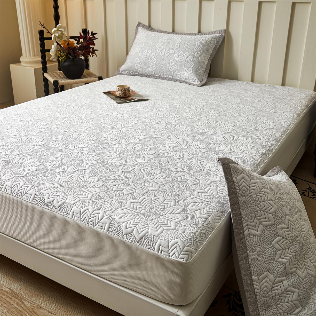 91家纺网 家纺一手货源 找家纺 耐思家纺 2026新款高端三明治硅胶复合PE乙纶提花冰豆豆凉席空调席韩版NIS系列（提供买家秀）床笠款 韩INS-齐雪灰