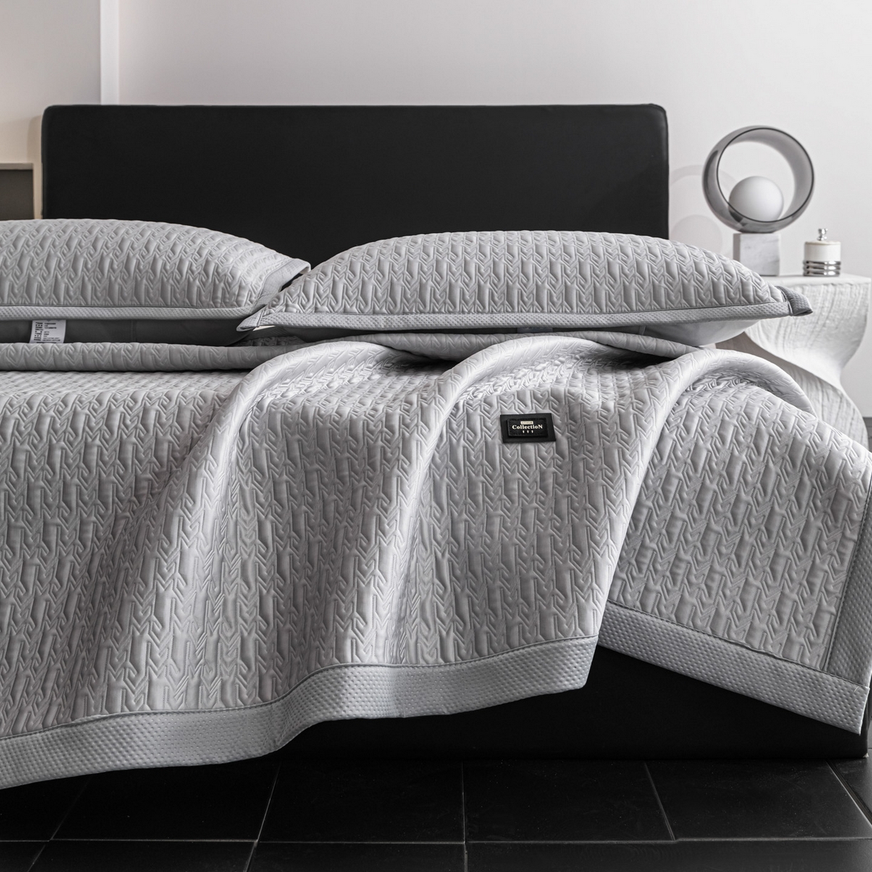 91家纺网 家纺一手货源 找家纺 耐思家纺 2026新款A类复合三明治PE乙纶提花冰豆豆凉席床笠海之恋系列（提供买家秀） 海之恋-灰床席款