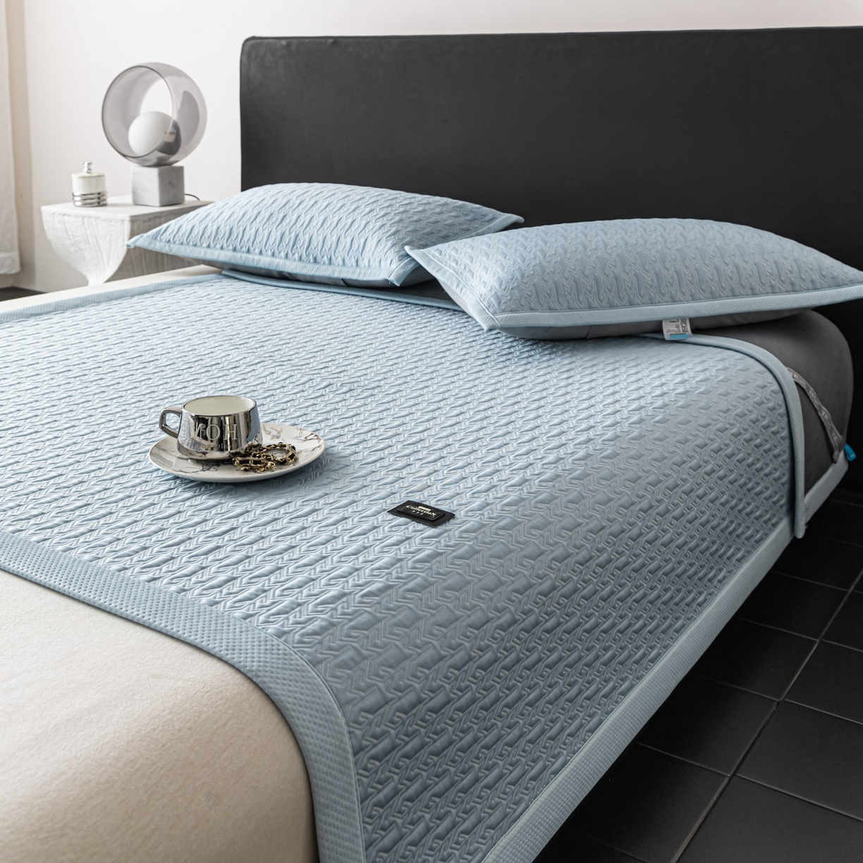 91家纺网 家纺一手货源 找家纺 耐思家纺 2026新款A类复合三明治PE乙纶提花冰豆豆凉席床笠海之恋系列（提供买家秀） 海之恋-蓝床席款