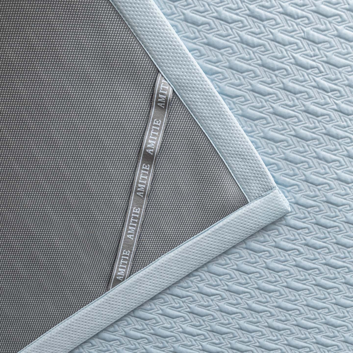 91家纺网 家纺一手货源 找家纺 耐思家纺 2026新款A类复合三明治PE乙纶提花冰豆豆凉席床笠海之恋系列（提供买家秀） 海之恋-蓝床席款