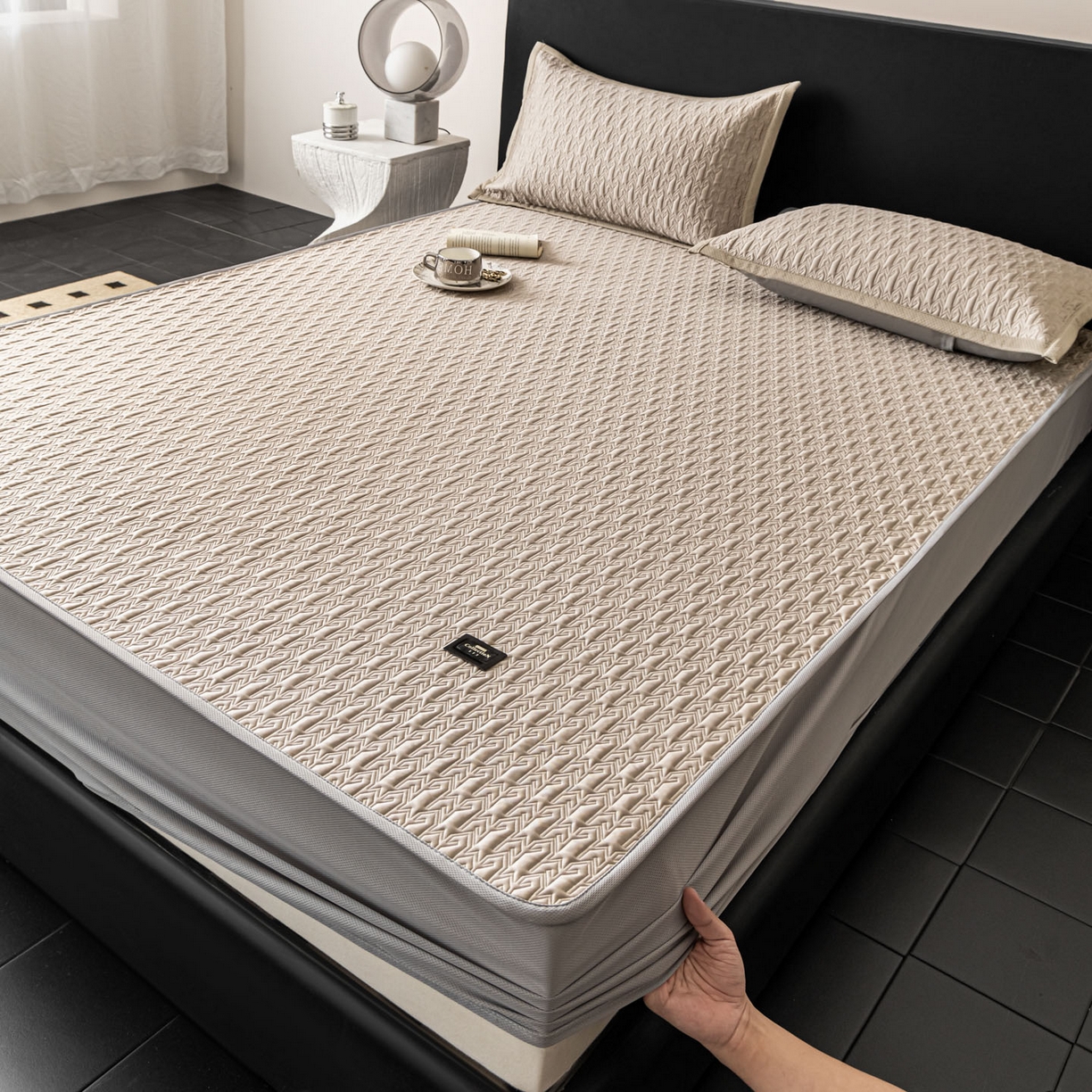 91家纺网 家纺一手货源 找家纺 耐思家纺 2026新款A类复合三明治PE乙纶提花冰豆豆凉席床笠海之恋系列（提供买家秀） 海之恋-卡其床笠款