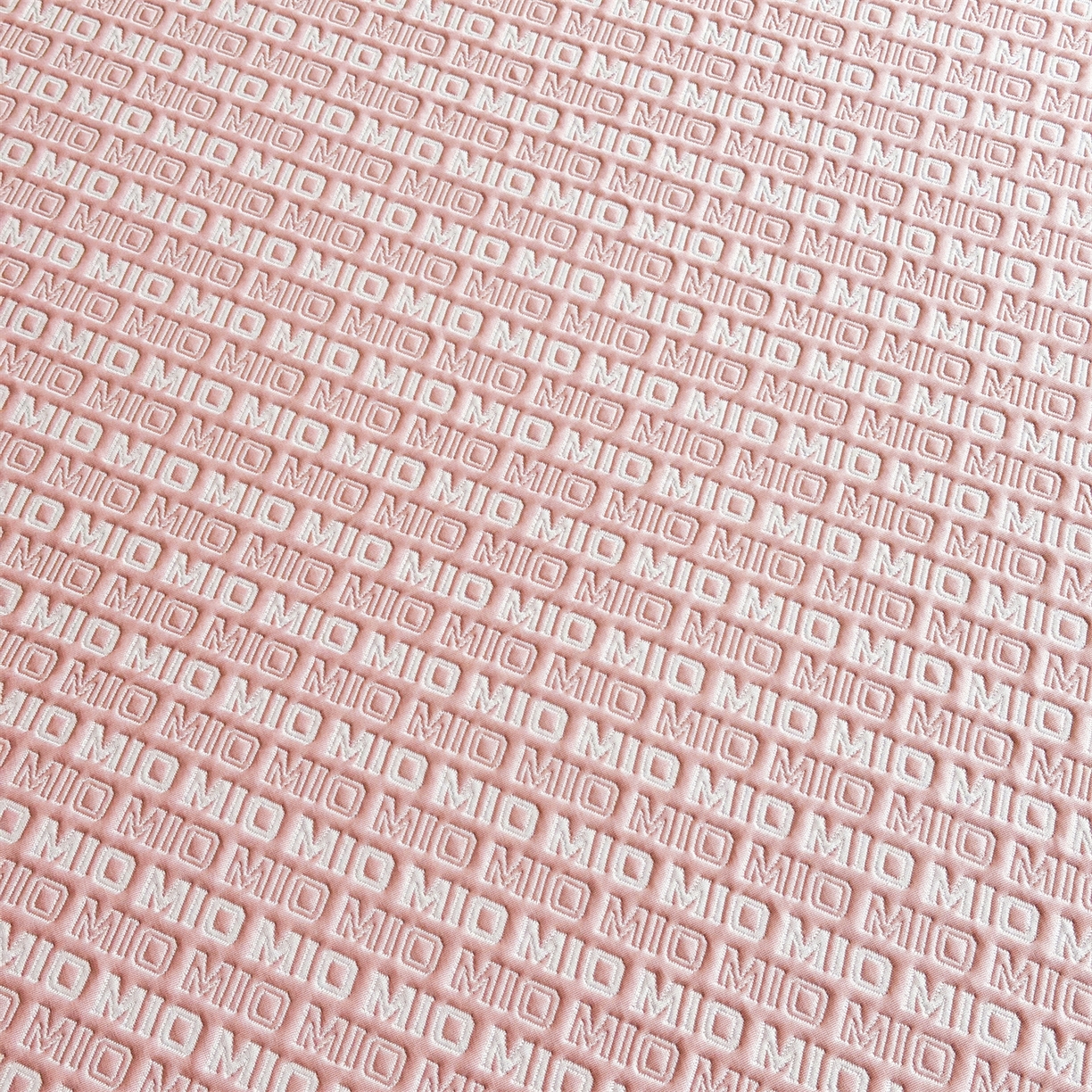 91家纺网 家纺一手货源 找家纺 （总）耐思家纺 2026新款A类高端pe双面乙纶冰豆豆凉席摩登MIO系列（提供买家秀）