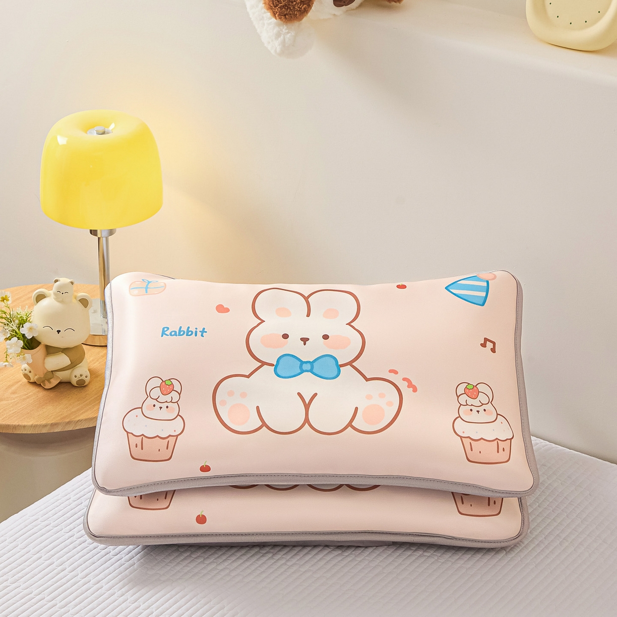 91家纺网 家纺一手货源 找家纺 云恋家纺 2026新款儿童卡通A类冰丝凉席枕套一对装夏季凉感丝可拆枕头儿童学生单人枕芯套 奶酪萌兔