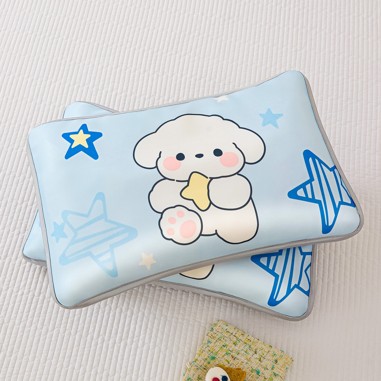 91家纺网 家纺一手货源 找家纺 云恋家纺 2026新款儿童卡通A类冰丝凉席枕套一对装夏季凉感丝可拆枕头儿童学生单人枕芯套 星星小狗