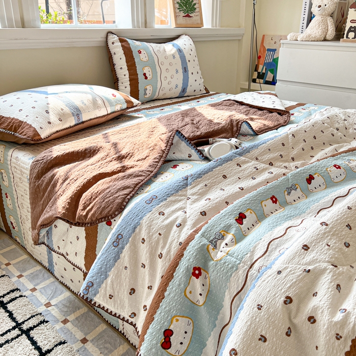 91家纺网 家纺一手货源 找家纺 禾沐 2026新款泡芙纱三角针床盖夏被四件套 KT 猫