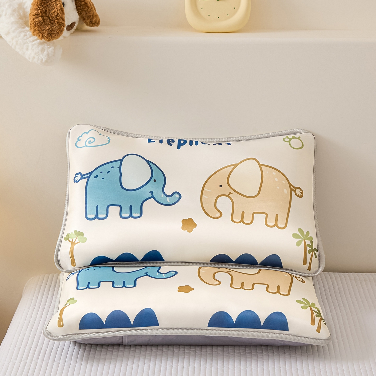 91家纺网 家纺一手货源 找家纺 云恋家纺 2026新款儿童卡通A类冰丝凉席枕套一对装夏季凉感丝可拆枕头儿童学生单人枕芯套 云朵小象