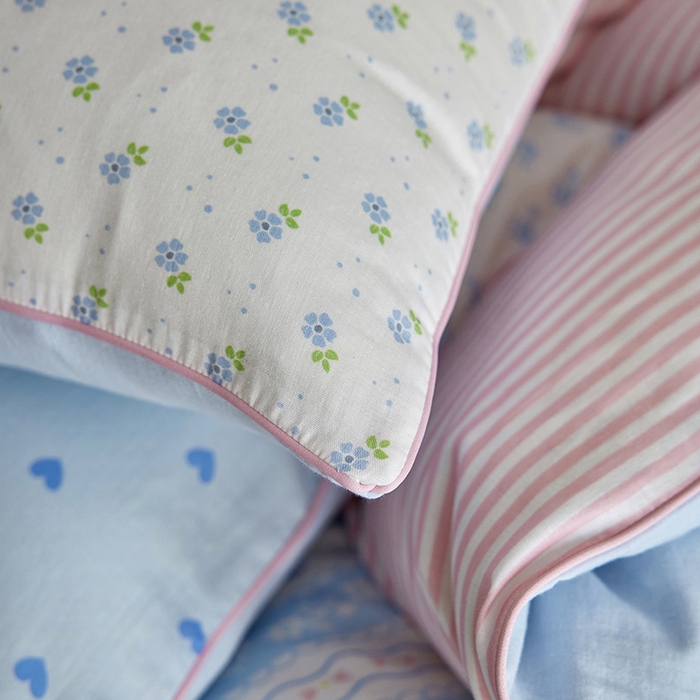 91家纺网 家纺一手货源 找家纺 风向标家纺 2026新款A类母婴级纯棉双层纱印花四件套-云羽织梦 云羽织梦—水蓝