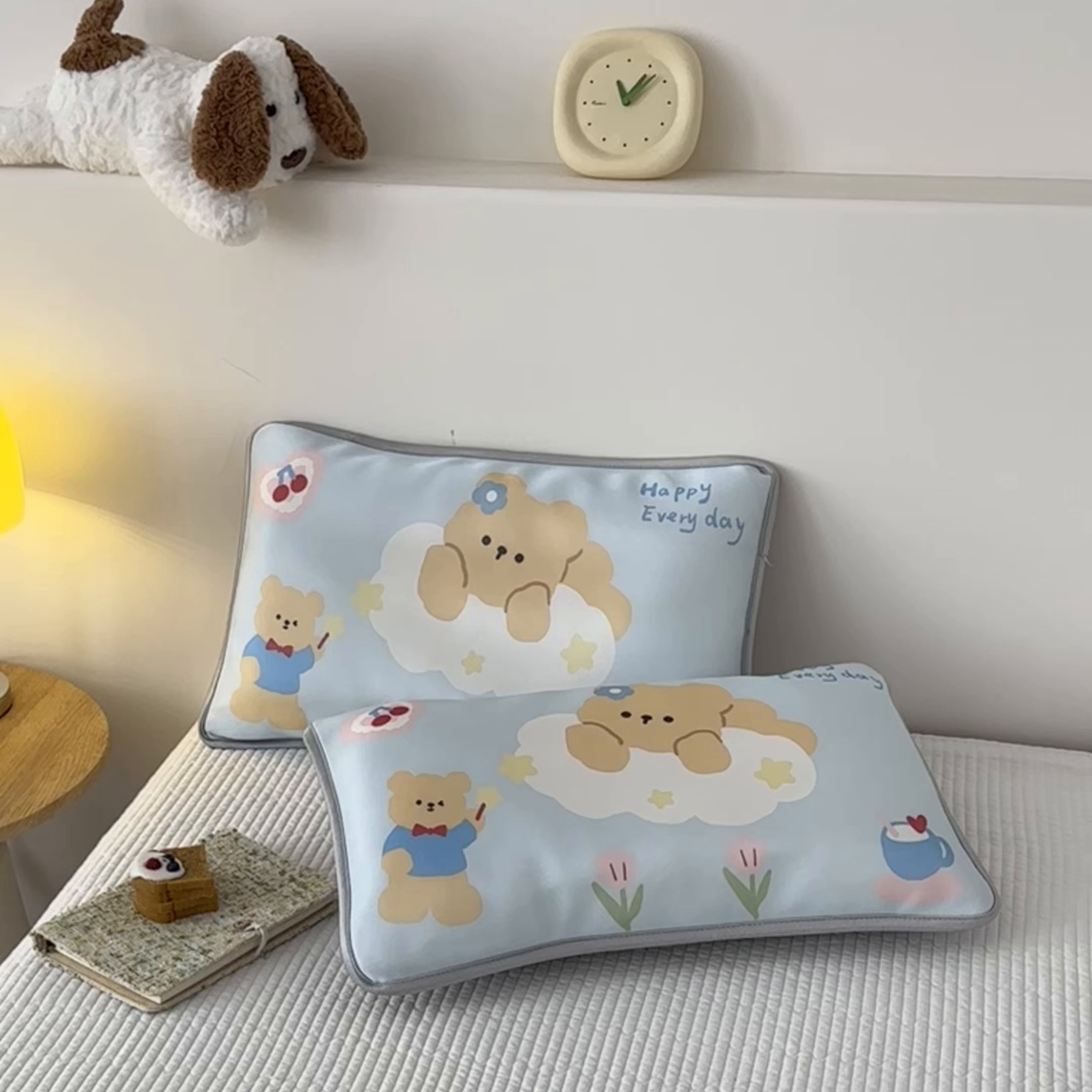 91家纺网 家纺一手货源 找家纺 云恋家纺 2026新款儿童卡通A类冰丝凉席枕套一对装夏季凉感丝可拆枕头儿童学生单人枕芯套 魔力小熊