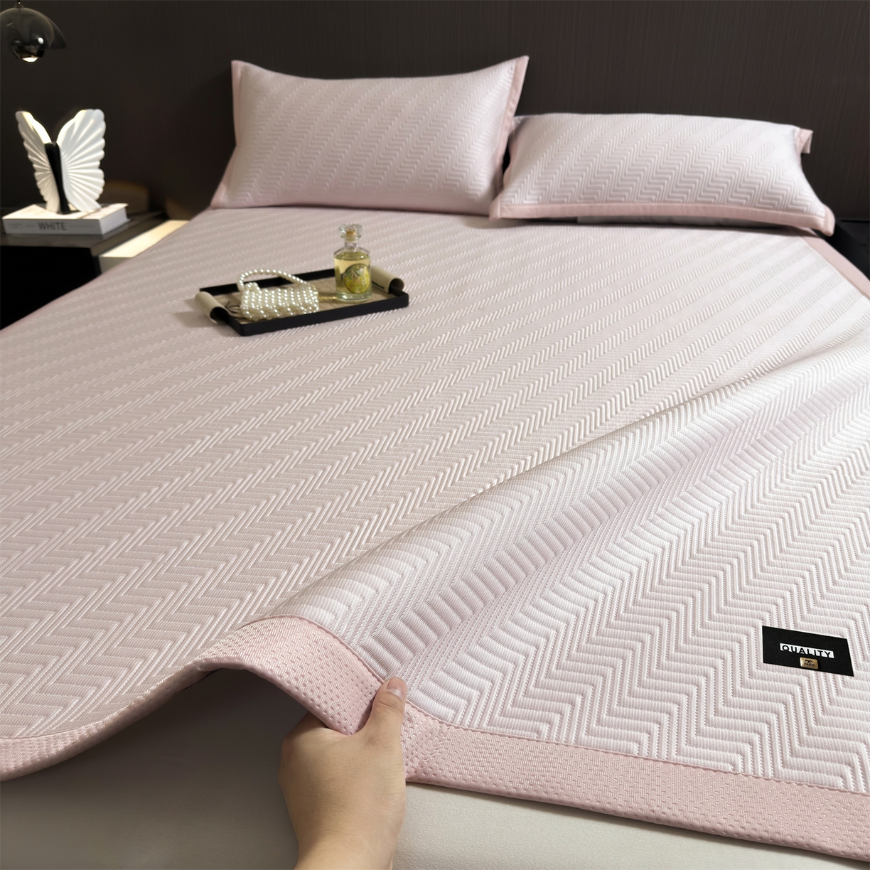 91家纺网 家纺一手货源 找家纺 （总）耐思家纺 2026新款A类高克重三明治复合乙纶提花冰豆豆凉席床笠冰棱斜纹系列（提供买家秀）