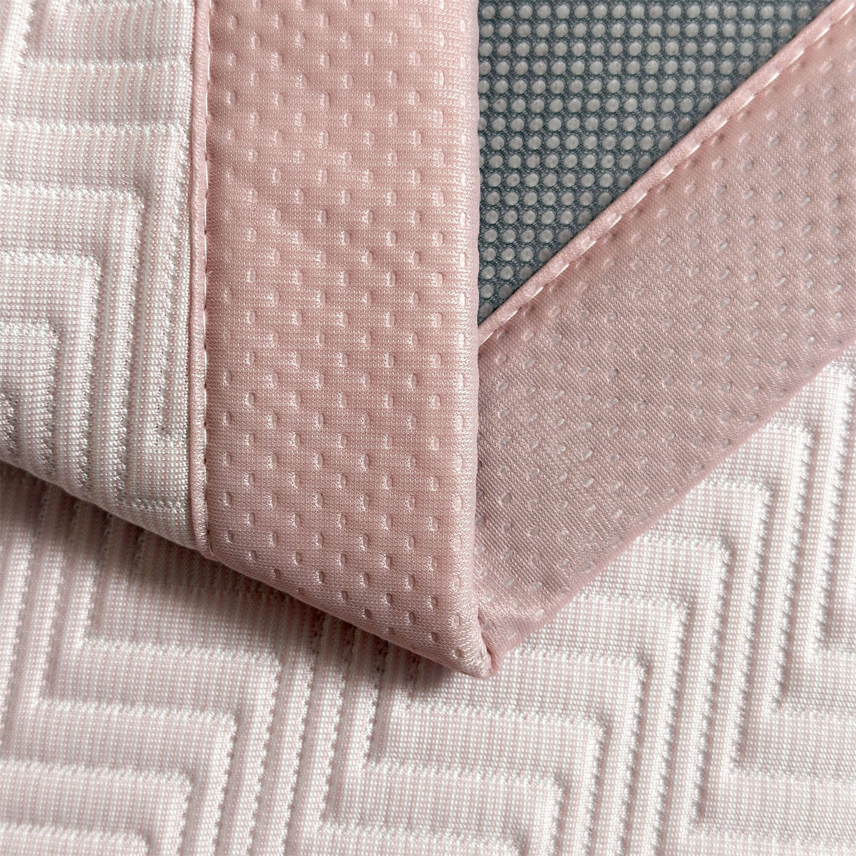 91家纺网 家纺一手货源 找家纺 （总）耐思家纺 2026新款A类高克重三明治复合乙纶提花冰豆豆凉席床笠冰棱斜纹系列（提供买家秀）