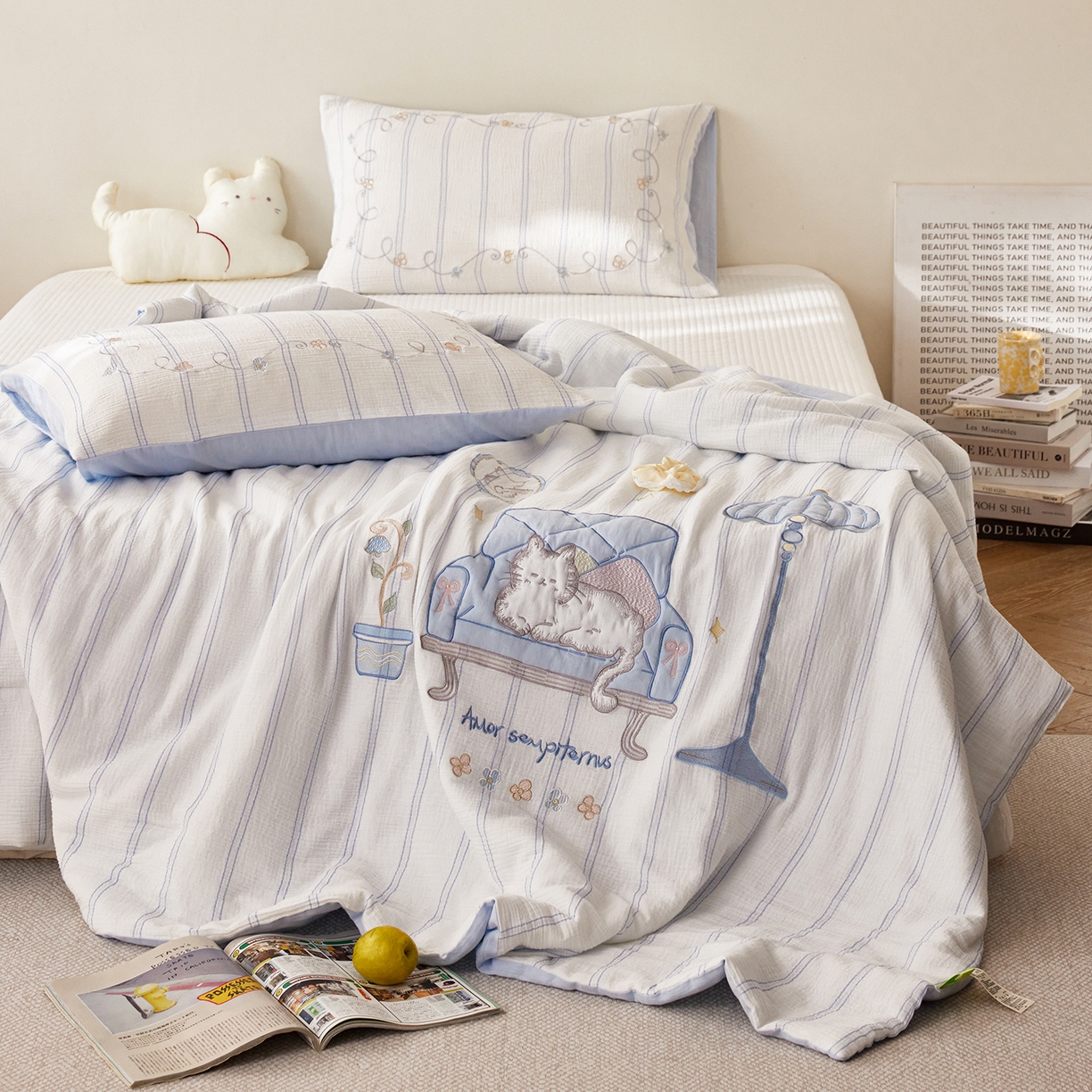 91家纺网 家纺一手货源 找家纺 风向标家纺 2026春夏新款40s皱皱纱绣花夏被夏凉被空调被 夏被-蓝调奶芙