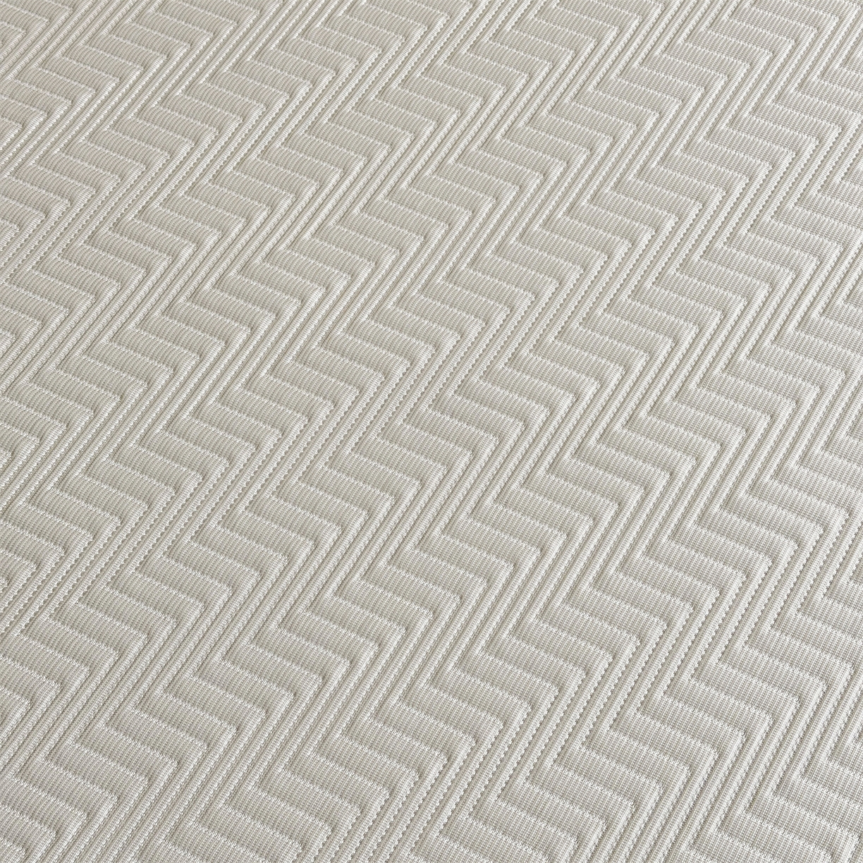 91家纺网 家纺一手货源 找家纺 耐思家纺 2026新款A类高克重三明治复合乙纶提花冰豆豆凉席床笠冰棱斜纹系列（提供买家秀） 冰棱斜纹-卡其床席款