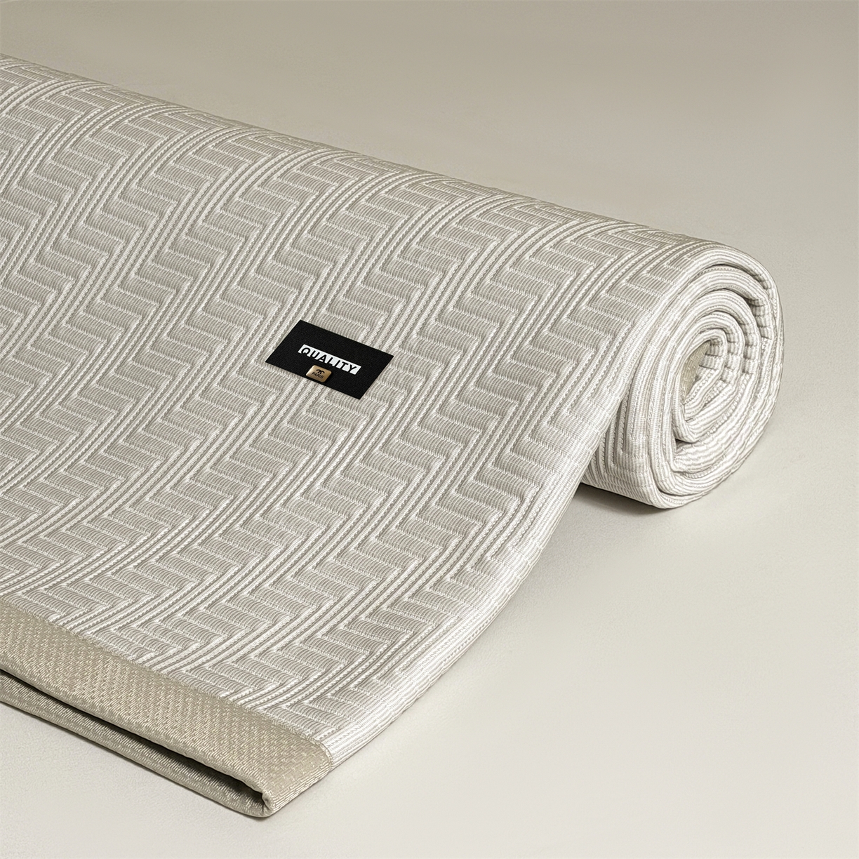 91家纺网 家纺一手货源 找家纺 耐思家纺 2026新款A类高克重三明治复合乙纶提花冰豆豆凉席床笠冰棱斜纹系列（提供买家秀） 冰棱斜纹-卡其床席款