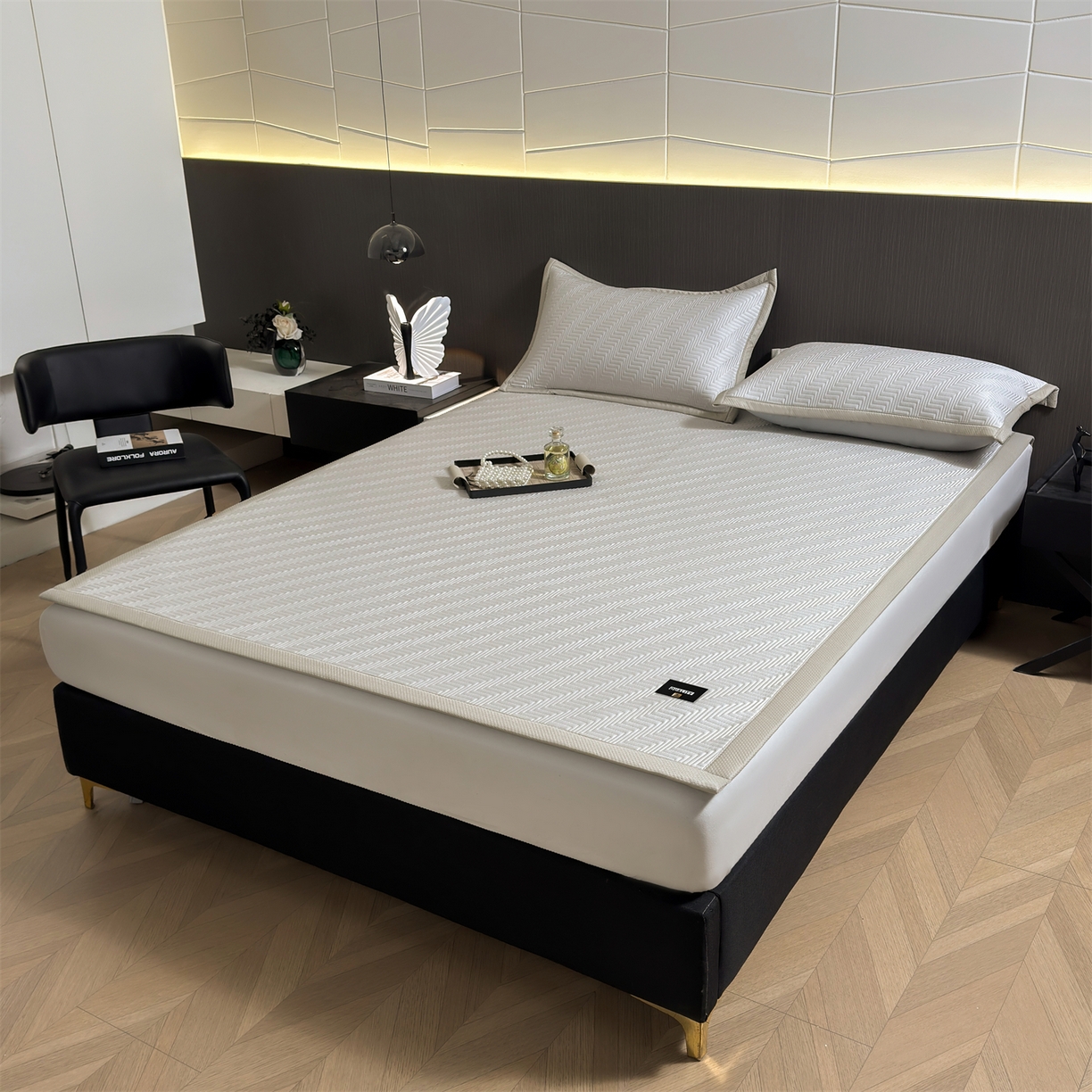 91家纺网 家纺一手货源 找家纺 耐思家纺 2026新款A类高克重三明治复合乙纶提花冰豆豆凉席床笠冰棱斜纹系列（提供买家秀） 冰棱斜纹-卡其床席款