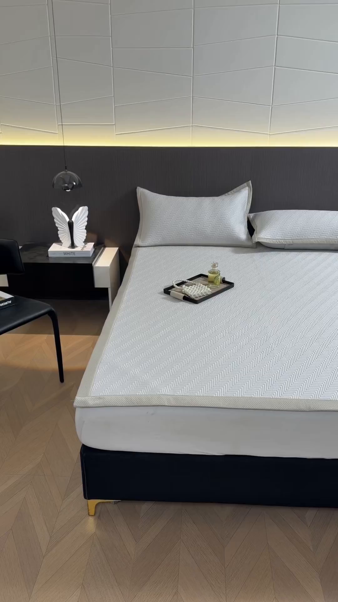 91家纺网 家纺一手货源 找家纺 耐思家纺 2026新款A类高克重三明治复合乙纶提花冰豆豆凉席床笠冰棱斜纹系列（提供买家秀） 冰棱斜纹-卡其床席款