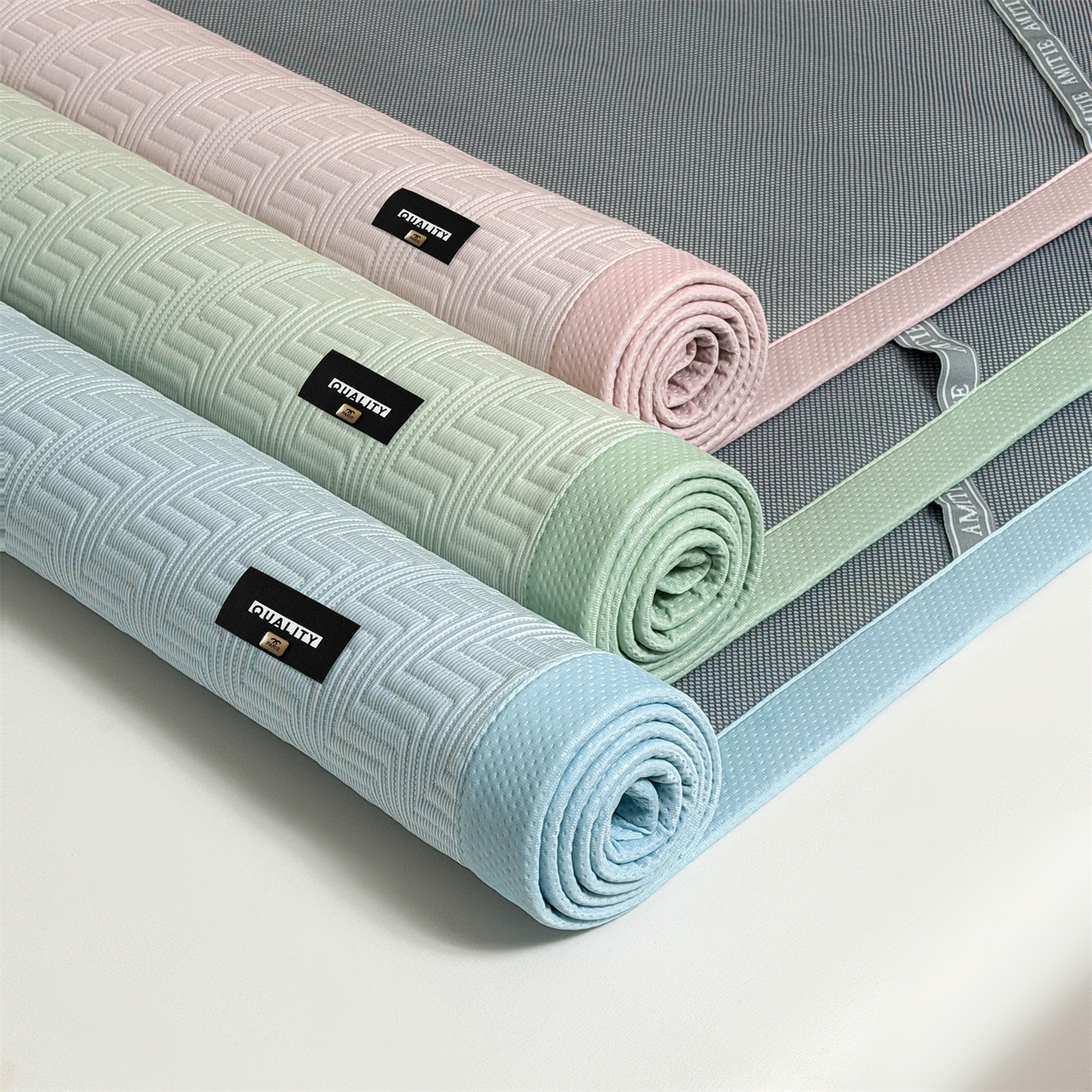 91家纺网 家纺一手货源 找家纺 耐思家纺 2026新款A类高克重三明治复合乙纶提花冰豆豆凉席床笠冰棱斜纹系列（提供买家秀） 组合图床席款