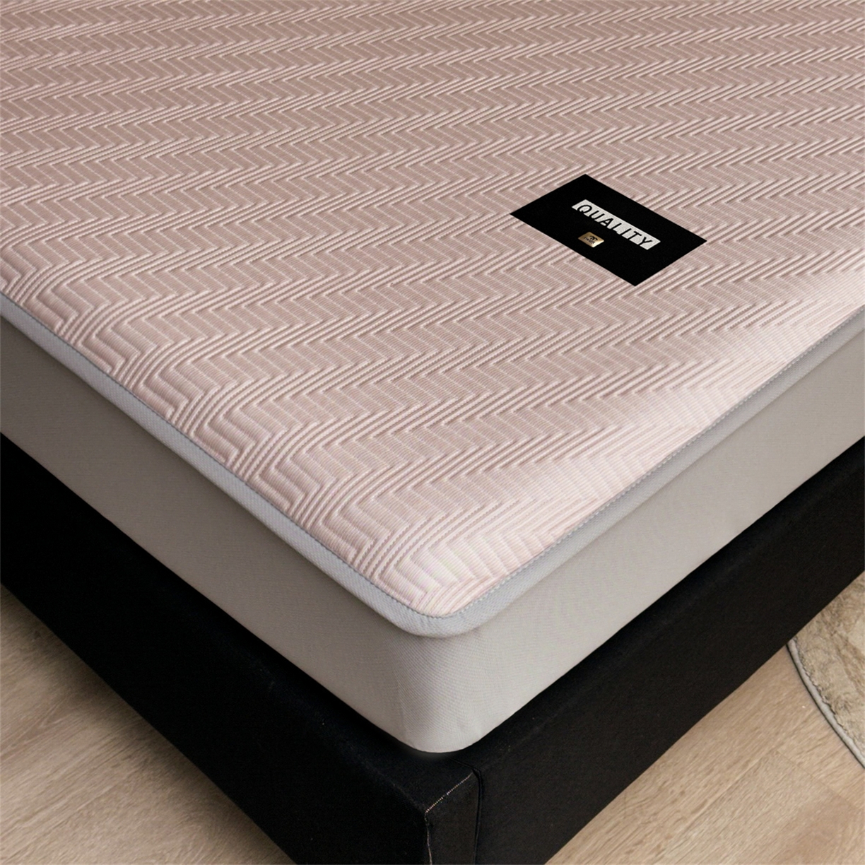 91家纺网 家纺一手货源 找家纺 耐思家纺 2026新款A类高克重三明治复合乙纶提花冰豆豆凉席床笠冰棱斜纹系列（提供买家秀） 冰棱斜纹-粉床笠款