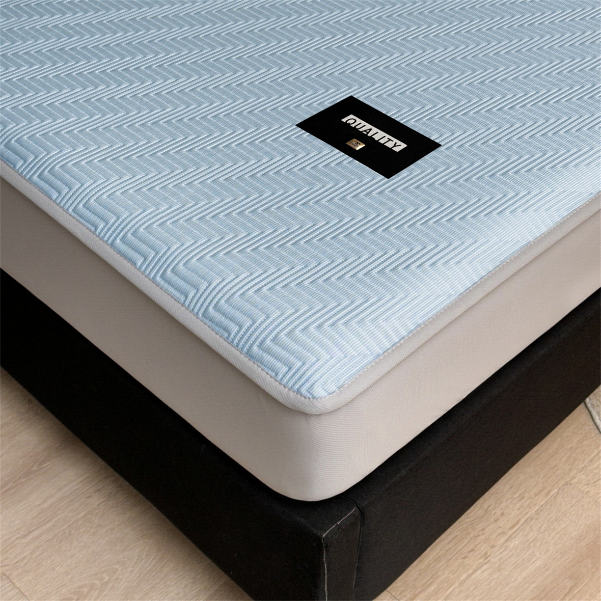 91家纺网 家纺一手货源 找家纺 耐思家纺 2026新款A类高克重三明治复合乙纶提花冰豆豆凉席床笠冰棱斜纹系列（提供买家秀） 冰棱斜纹-蓝床笠款