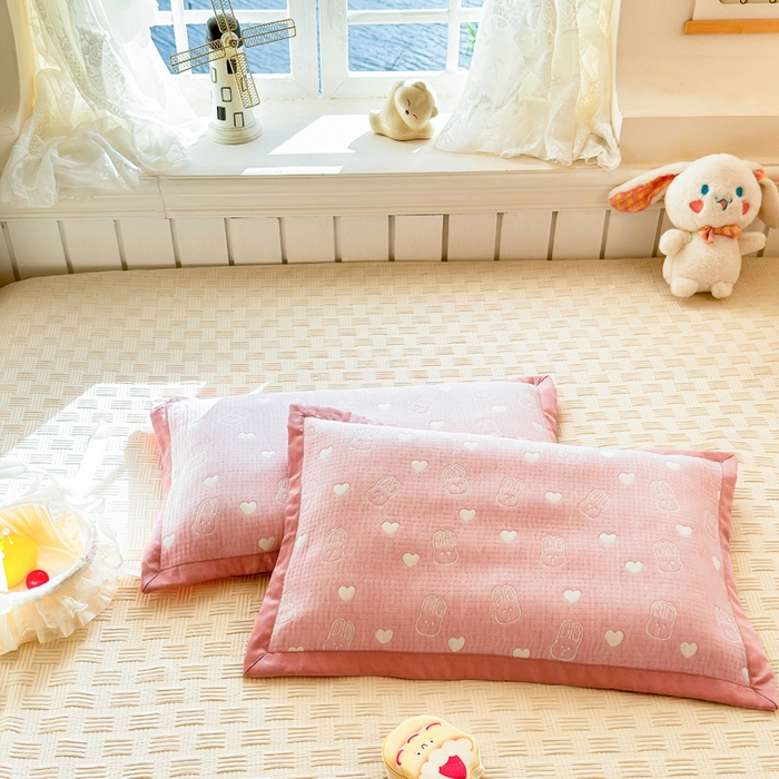 91家纺网 家纺一手货源 找家纺 姝辰 2026新款卡通儿童三层纱提花枕套全棉乳胶枕头套 兔叽叽