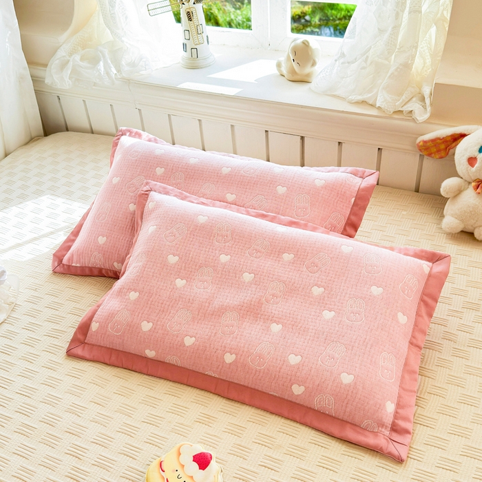 91家纺网 家纺一手货源 找家纺 姝辰 2026新款卡通儿童三层纱提花枕套全棉乳胶枕头套 兔叽叽