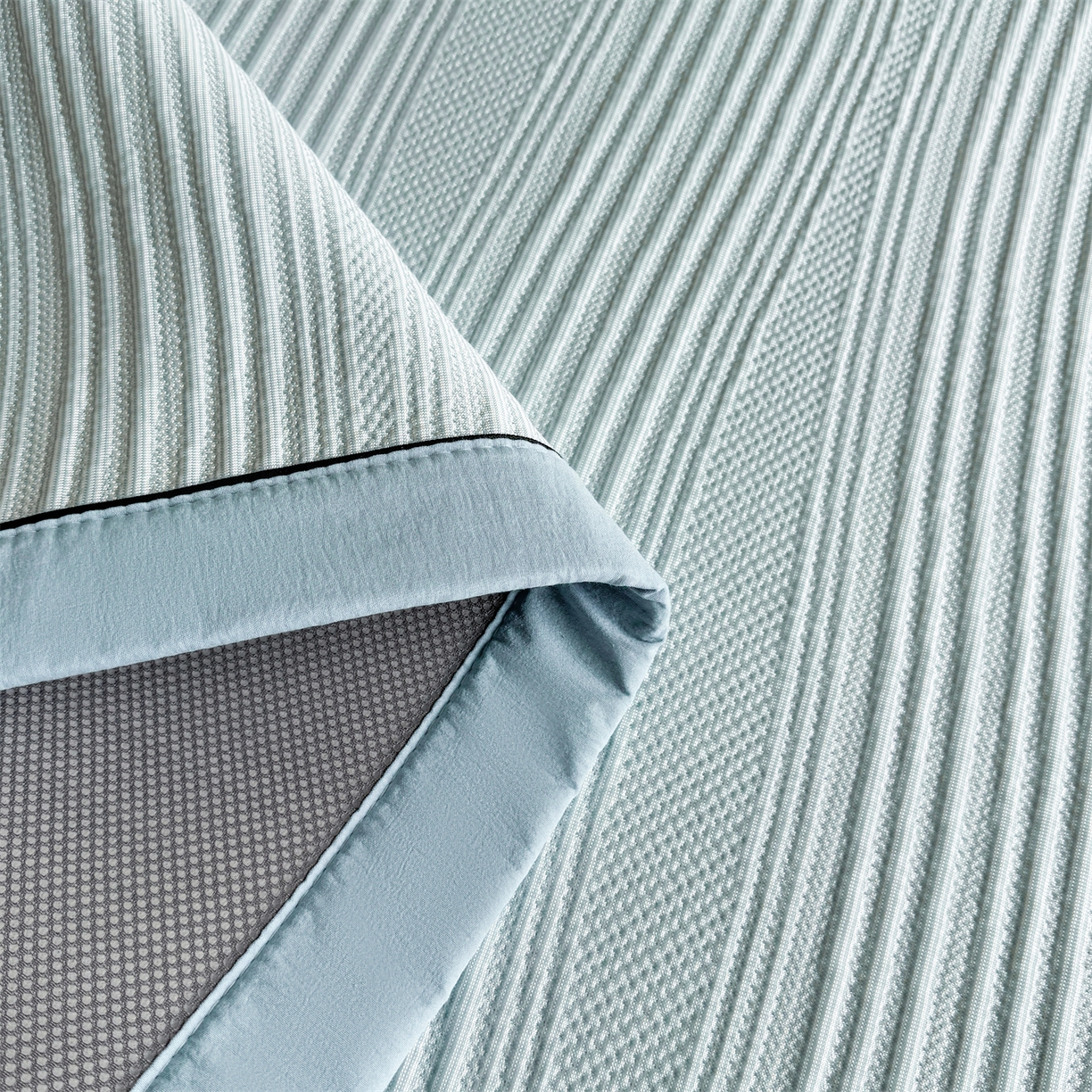 91家纺网 家纺一手货源 找家纺 耐思家纺 2026新款A类高克重三明治复合乙纶提花冰豆豆凉席床笠小蛮腰系列（提供买家秀） 小蛮腰-蓝床席款