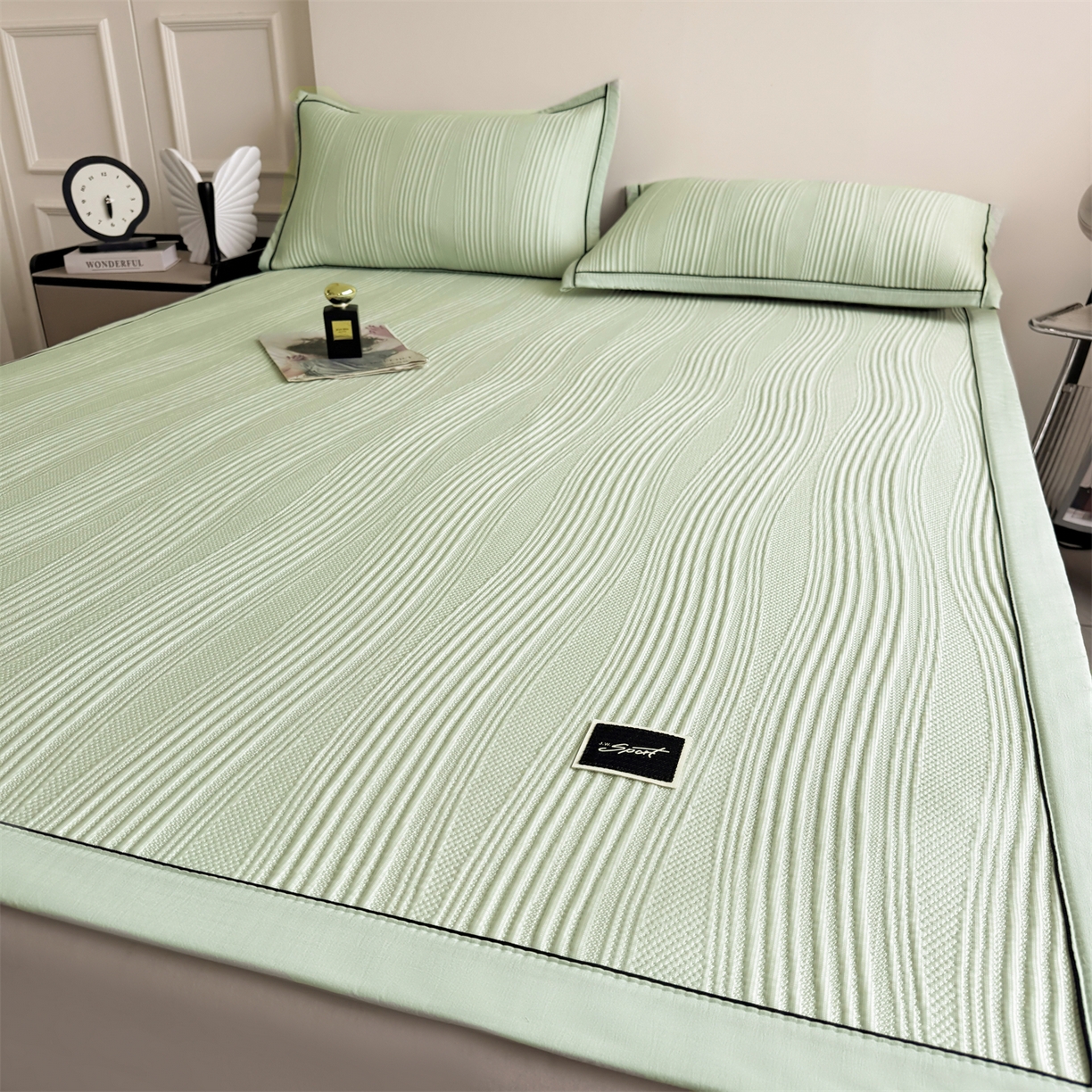 91家纺网 家纺一手货源 找家纺 耐思家纺 2026新款A类高克重三明治复合乙纶提花冰豆豆凉席床笠小蛮腰系列（提供买家秀） 小蛮腰-绿床席款