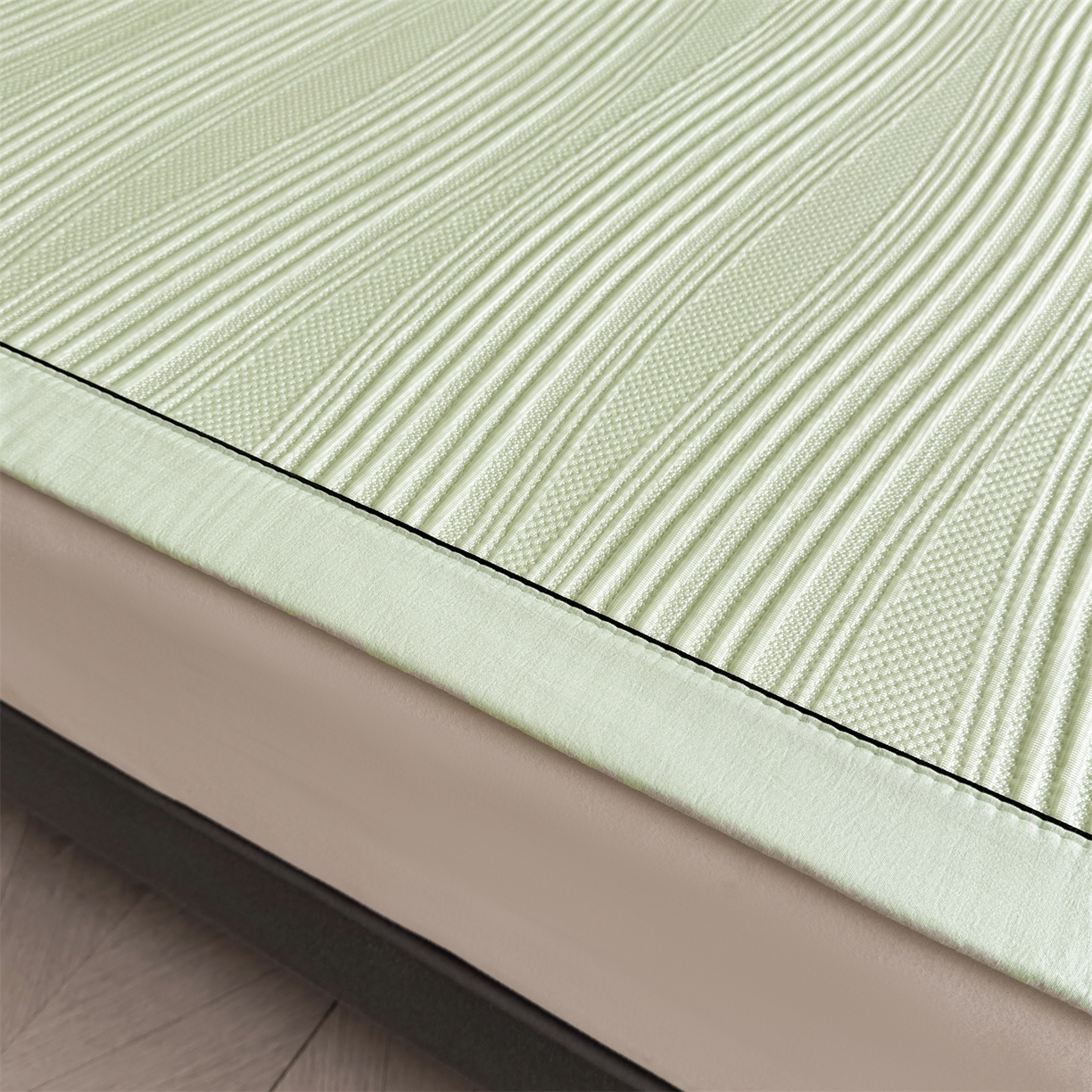 91家纺网 家纺一手货源 找家纺 耐思家纺 2026新款A类高克重三明治复合乙纶提花冰豆豆凉席床笠小蛮腰系列（提供买家秀） 小蛮腰-绿床席款