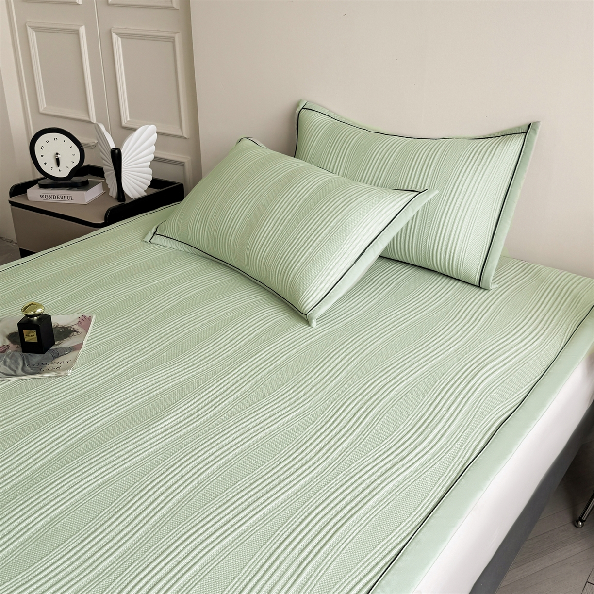 91家纺网 家纺一手货源 找家纺 耐思家纺 2026新款A类高克重三明治复合乙纶提花冰豆豆凉席床笠小蛮腰系列（提供买家秀） 小蛮腰-绿床席款