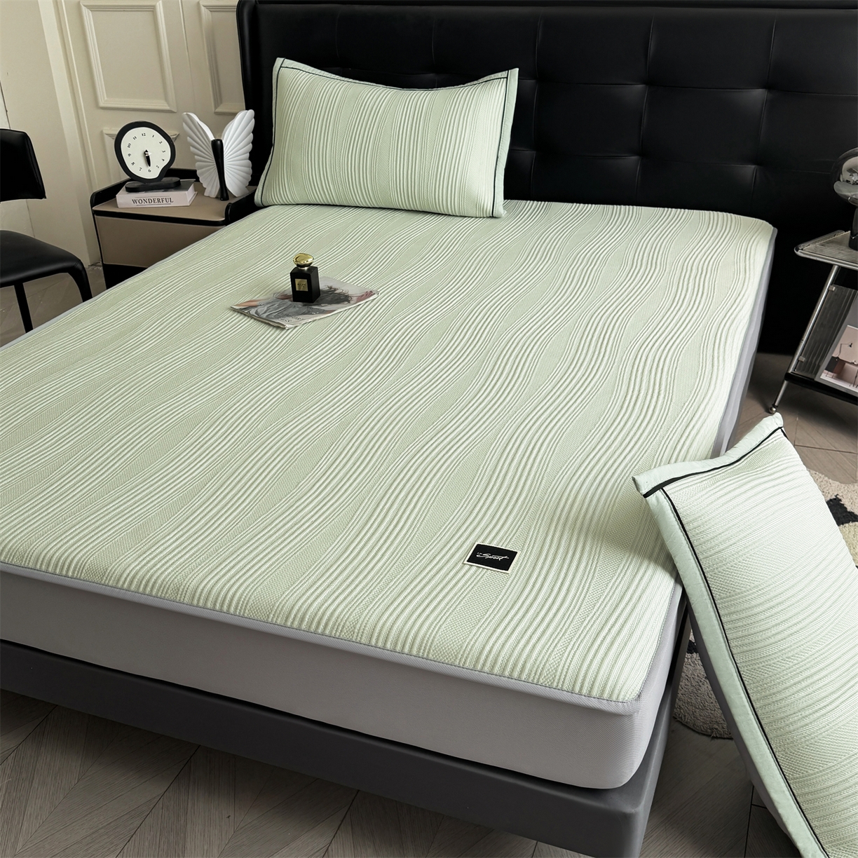 91家纺网 家纺一手货源 找家纺 耐思家纺 2026新款A类高克重三明治复合乙纶提花冰豆豆凉席床笠小蛮腰系列（提供买家秀） 小蛮腰-绿床笠款