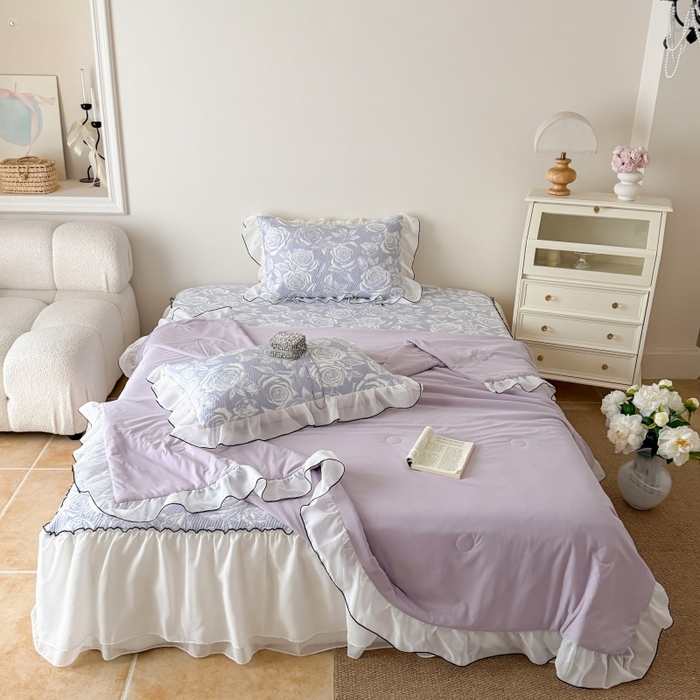 91家纺网 家纺一手货源 找家纺 吾欢心 2026新款法式凉感530克高克重PE乙纶双面大提花床裙凉席席子三件套-玫瑰庄园 玫瑰庄园紫