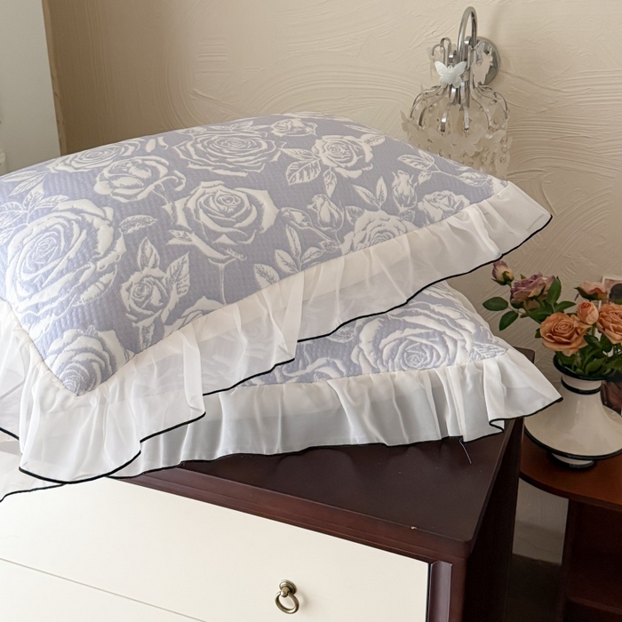 91家纺网 家纺一手货源 找家纺 吾欢心 2026新款法式凉感530克高克重PE乙纶双面大提花床裙凉席席子三件套-玫瑰庄园 组合图仅供展示不可下单