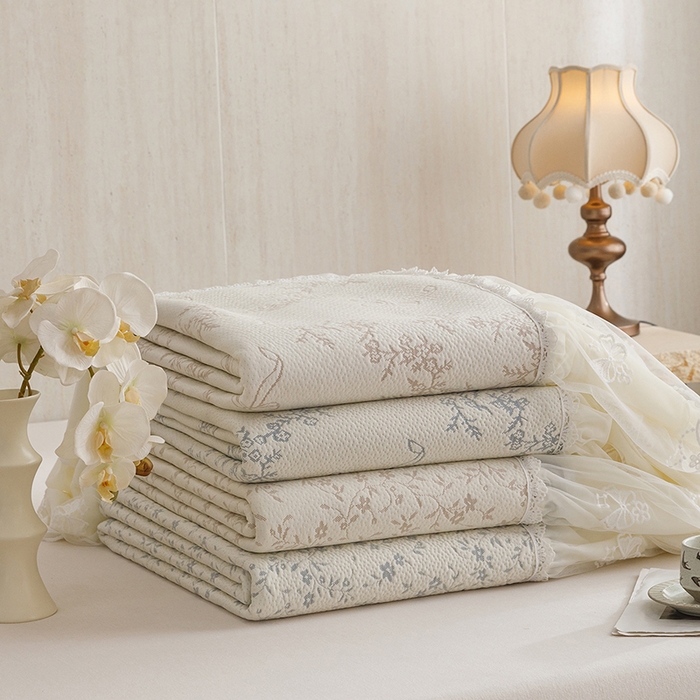 91家纺网 家纺一手货源 找家纺 菊上家纺 2026春夏新款PE凉席甜美香草系列凉席席子 甜美咖