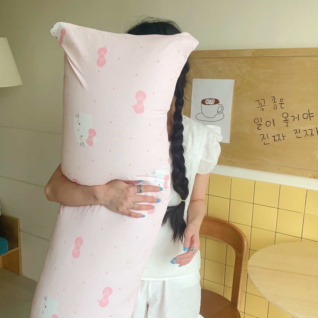 91家纺网 家纺一手货源 找家纺 桃喜 2026新款凉感多功能长抱枕 凉感抱枕-超甜小猫