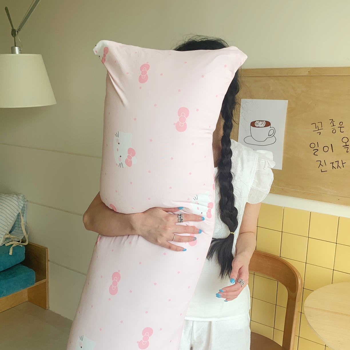 91家纺网 家纺一手货源 找家纺 桃喜 2026新款凉感多功能长抱枕 凉感抱枕-超甜小猫