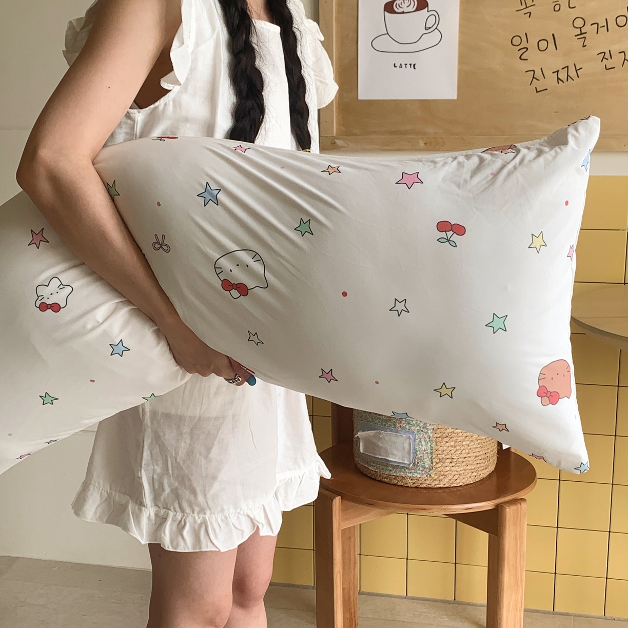 91家纺网 家纺一手货源 找家纺 桃喜 2026新款凉感多功能长抱枕 凉感抱枕-星星猫咪