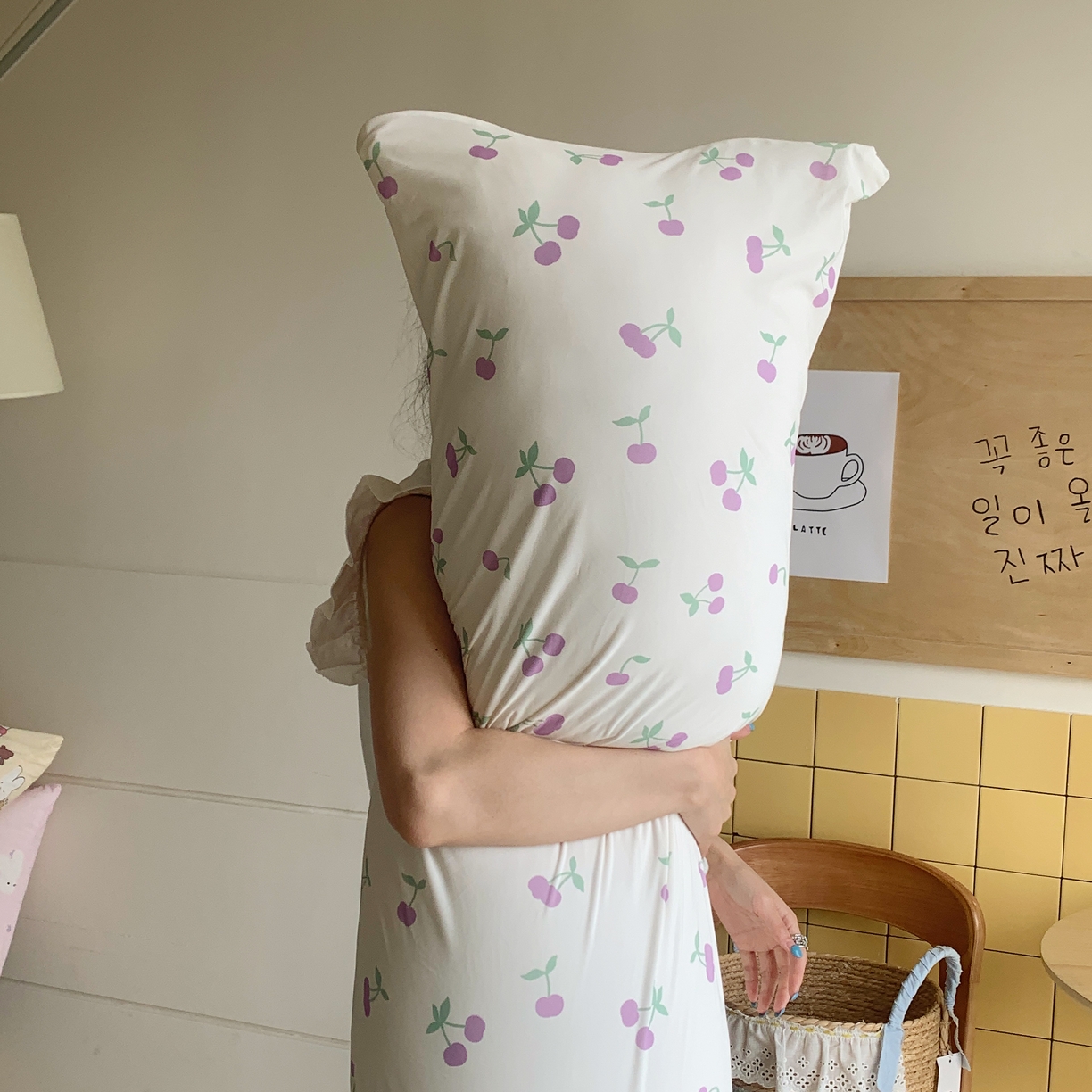 91家纺网 家纺一手货源 找家纺 桃喜 2026新款凉感多功能长抱枕 凉感抱枕-紫樱桃