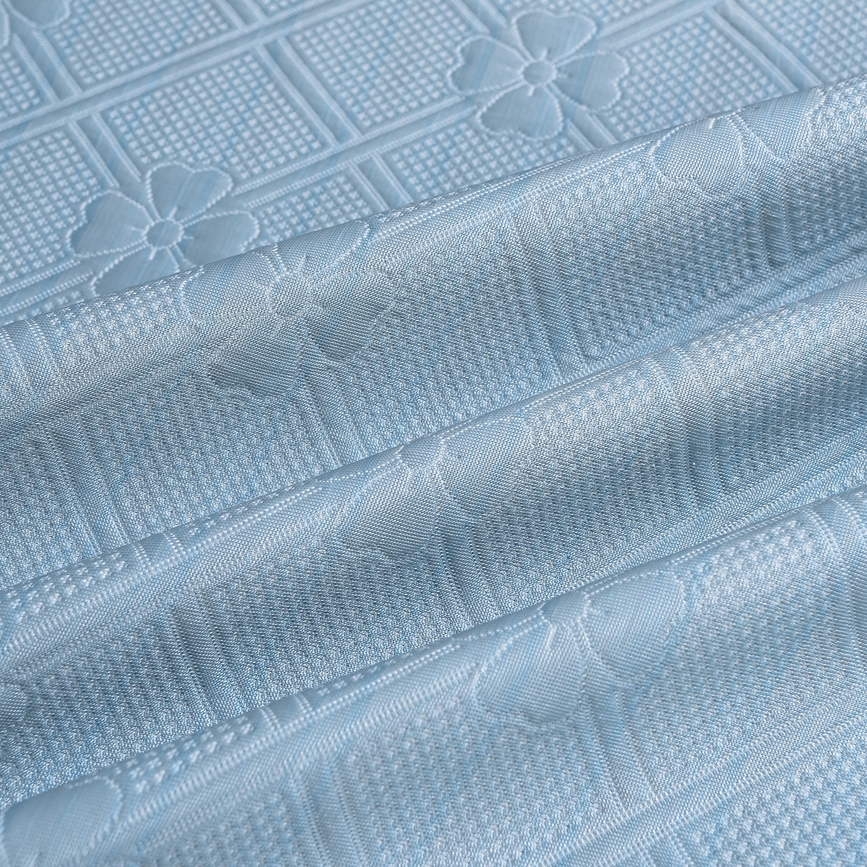 91家纺网 家纺一手货源 找家纺 赛丽雅 2026春夏新款420克A类PE聚乙烯提花冰豆豆凉感床裙款凉席三件套席子空调软席 兰朵-蓝