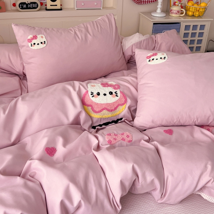 91家纺网 家纺一手货源 找家纺 鑫佳居 2026新款古法水洗云感棉毛巾绣四件套 甜甜圈KT