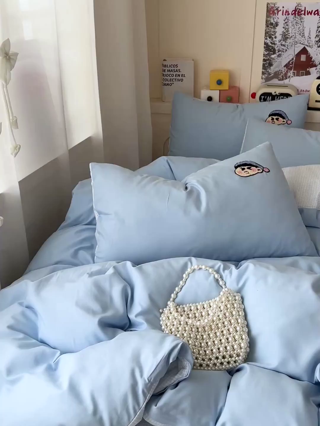 91家纺网 家纺一手货源 找家纺 鑫佳居 2026新款古法水洗云感棉毛巾绣四件套 蓝格与胖星