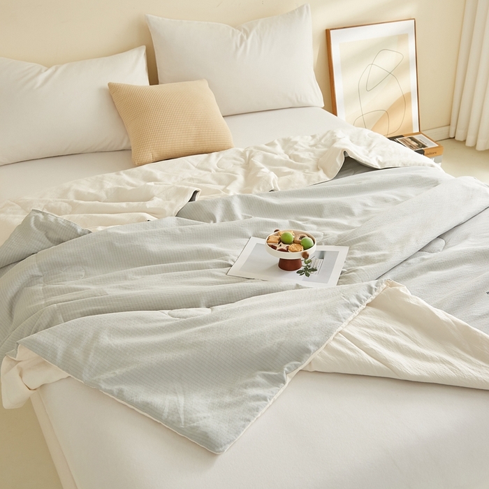 91家纺网 家纺一手货源 找家纺 小桃姐家纺 2026新款拼色无印风新疆棉花被春秋被夏被被子被芯 高级灰