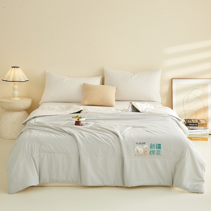 91家纺网 家纺一手货源 找家纺 小桃姐家纺 2026新款拼色无印风新疆棉花被春秋被夏被被子被芯 高级灰