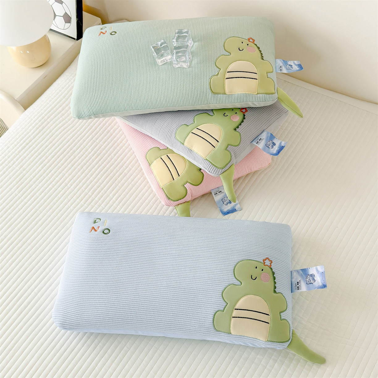 91家纺网 家纺一手货源 找家纺 （总）麦肯锡 2026新款小恐龙儿童荞麦枕枕头枕芯