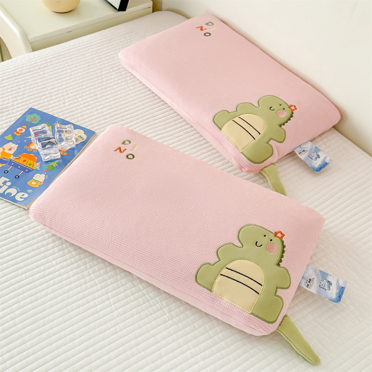 91家纺网 家纺一手货源 找家纺 麦肯锡 2026新款小恐龙儿童荞麦枕枕头枕芯 粉色