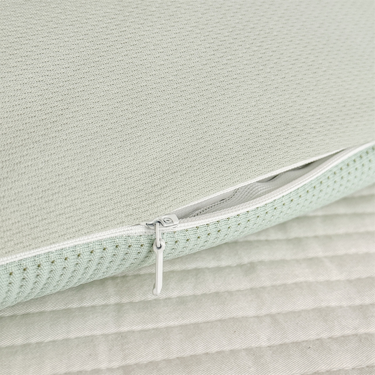 91家纺网 家纺一手货源 找家纺 麦肯锡 2026新款小恐龙儿童荞麦枕枕头枕芯 绿色